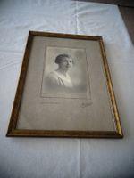 alter Bilderrahmen Mit Foto goldfarbig