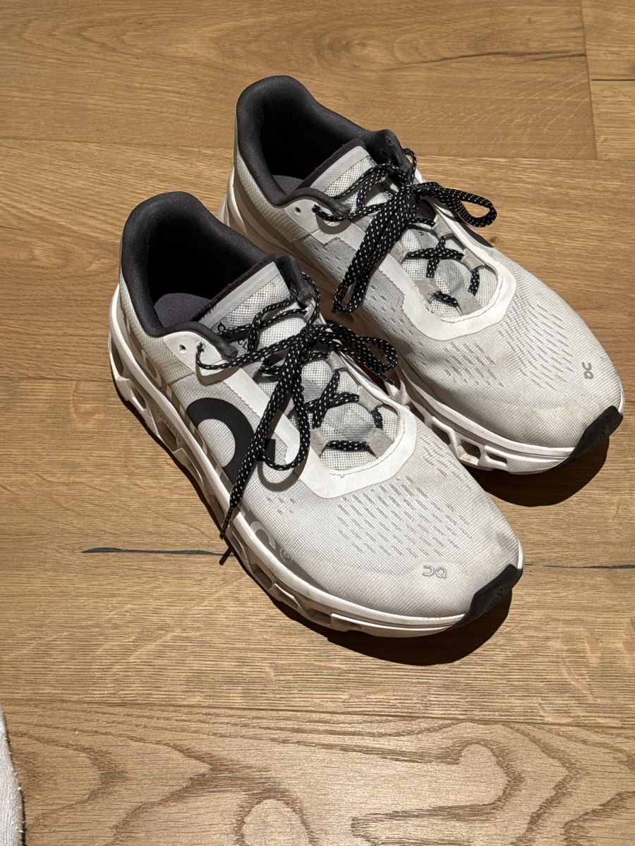 On Herrenschuhe: On Cloudmonster Laufschuhe – Gebraucht aus Zürich von RealSoccer1999 1