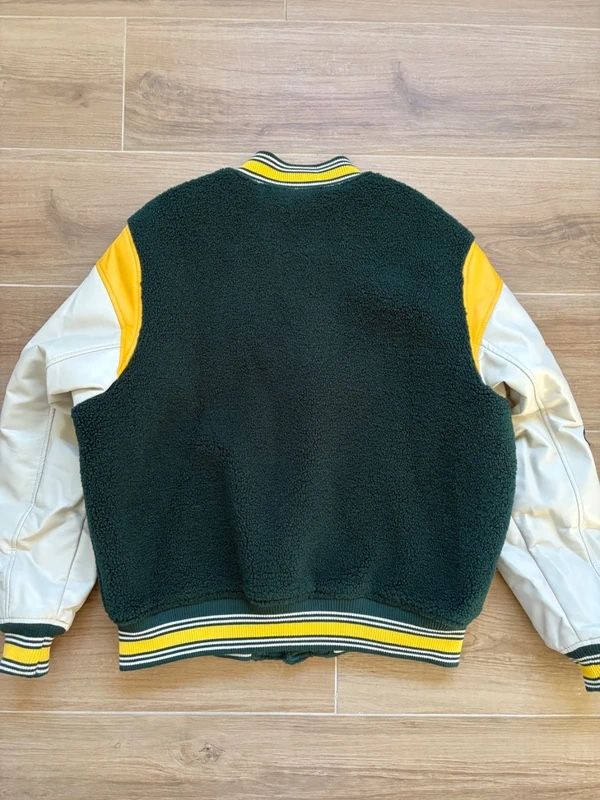 Zara Vestes: Zara Varsity Jacket – D'occasion à Lugano par gra_7rpr 1