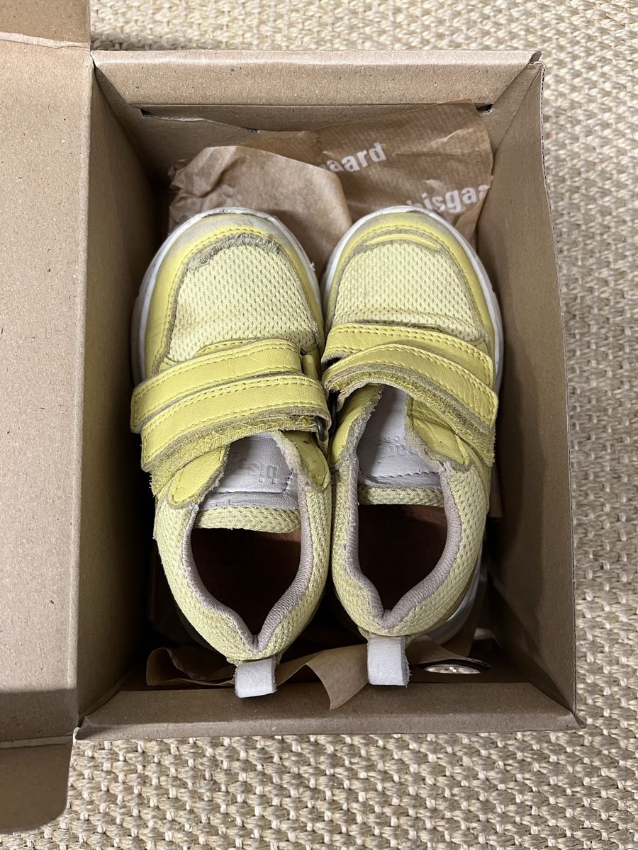 Bisgaard Scarpe per ragazzi: Bisgaard Kinderschuhe Sneaker Gelb, Größe 24 – Usato da Basel venduto da Sulena