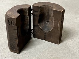 Antike Glasblasform aus Holz