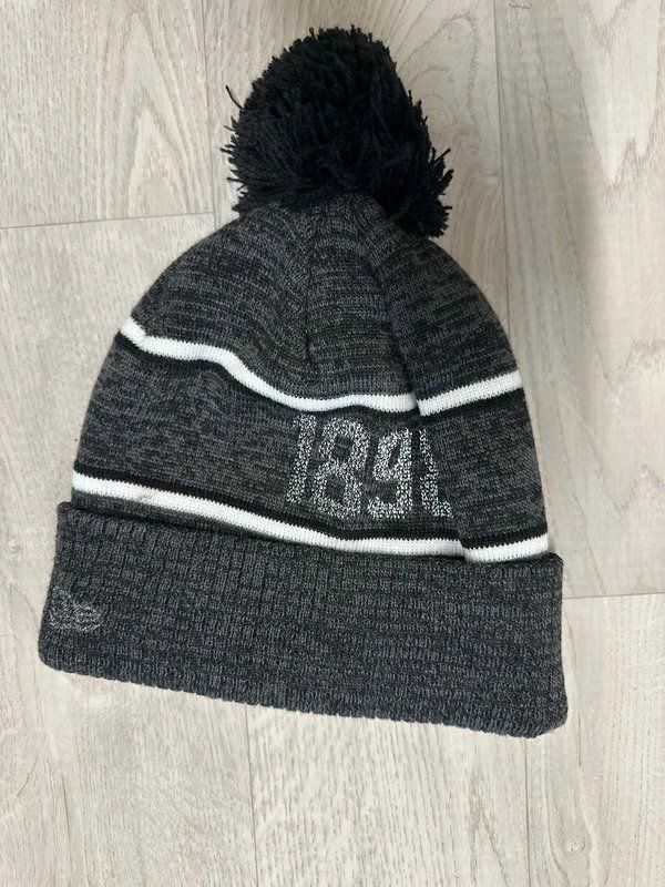Copricapi, berretti & cappellini: New Era BSC Young Boys Winter Beanie – Usato da Bellinzona venduto da LA-ropa-de-Juan 2