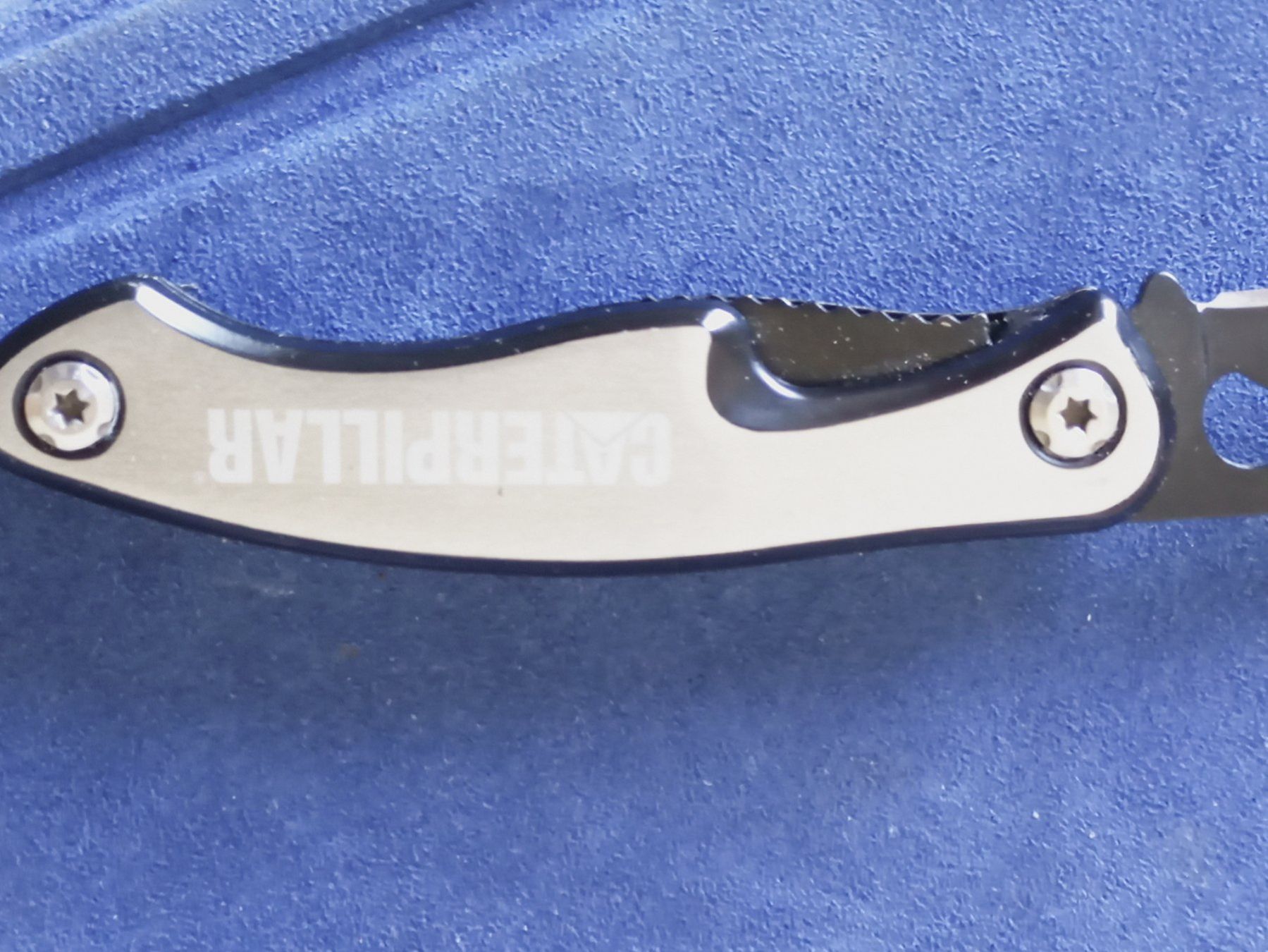 Accessori: Caterpiillar Einhandmesser, neuwertig ungebraucht – Nuovo (secondo la descrizione) da Tuebach venduto da bac_7kpb 2