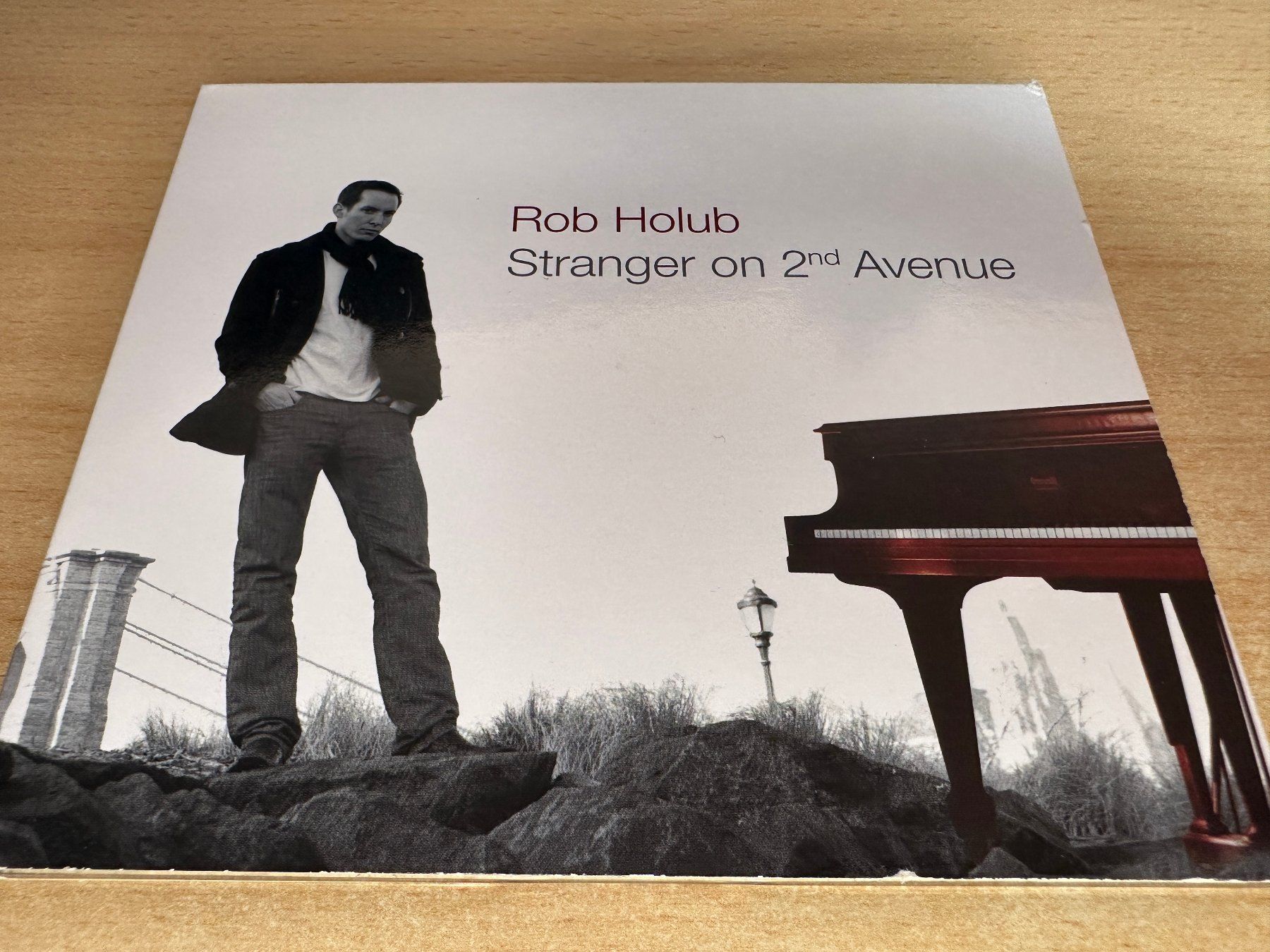 CD: Rob Holub – Stranger On 2nd Avenue – Usato da Rikon im Tösstal venduto da Alpenmutz