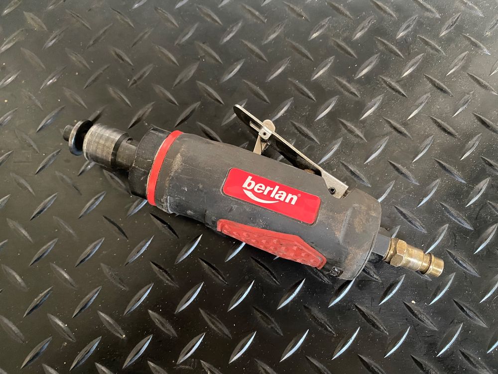 Meuleuse à Tige Pneumatique Coudée - BRILLIANT TOOLS BT160701 - Qualité Pro Pour Bricolage
