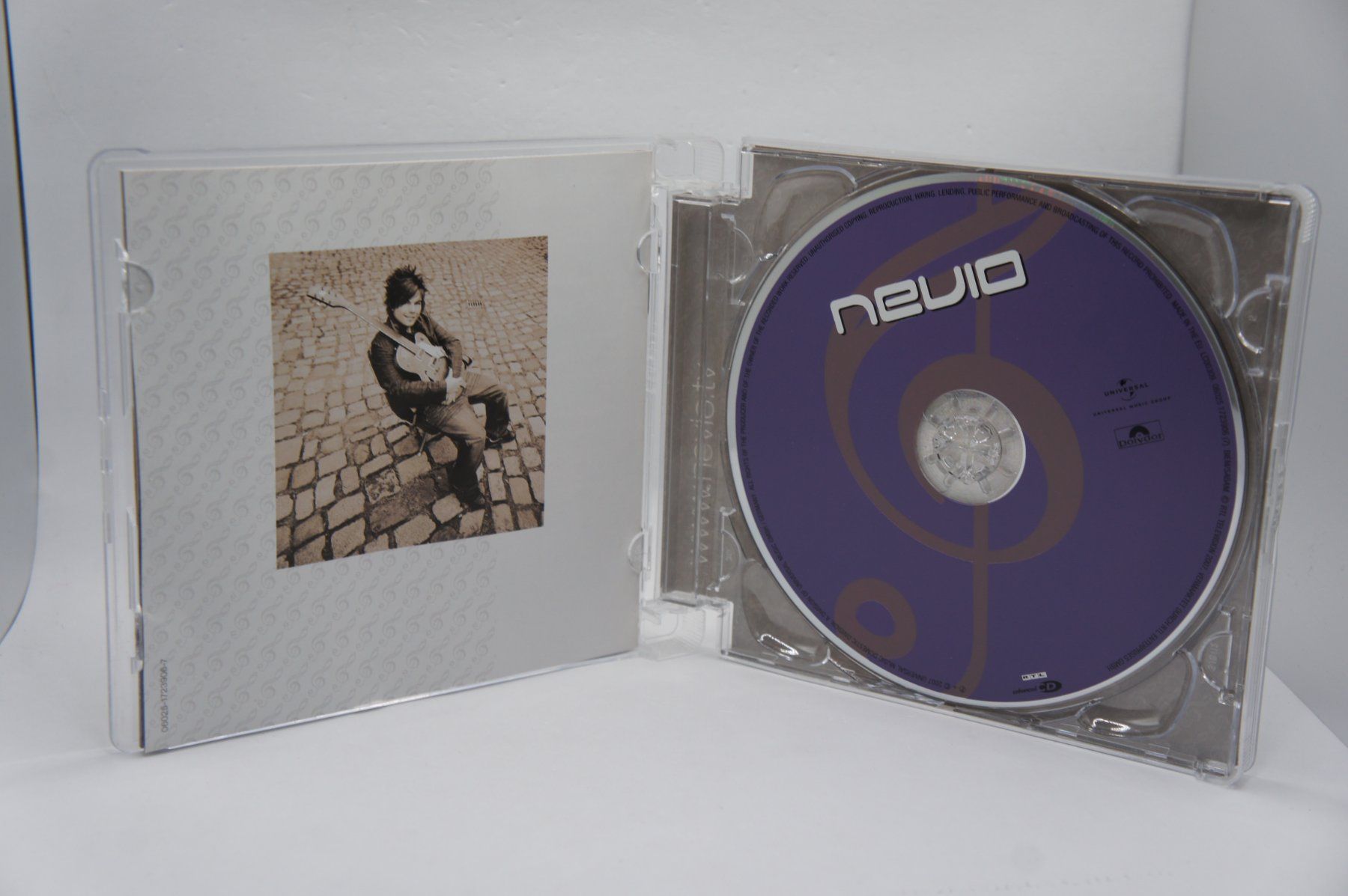 CDs: CD Nevio - Nevio – Gebraucht aus Ernetschwil von luisvonerni 2
