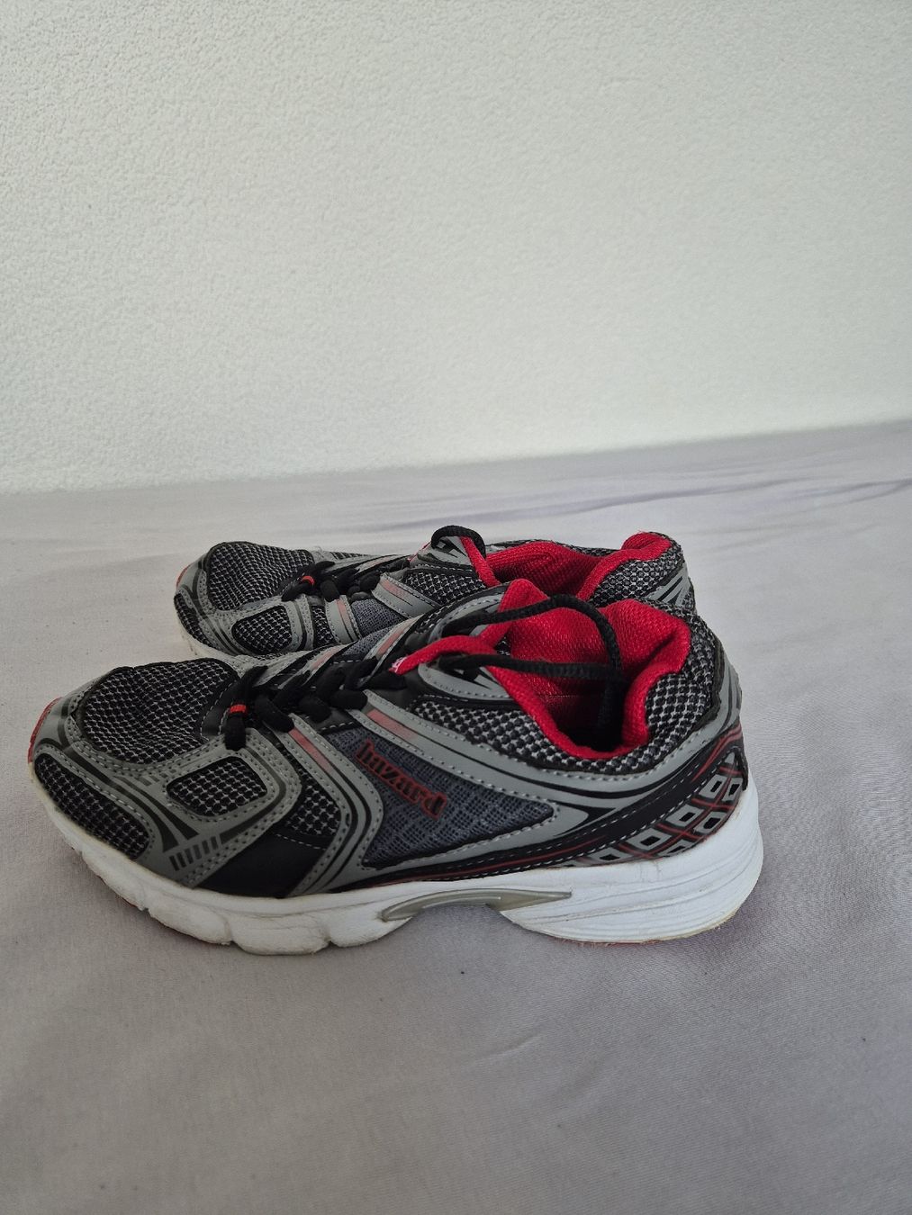 Scarpe da donna: Turnschuhe – Usato da Hörhausen venduto da Nuage81 1