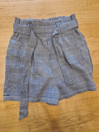 Shorts à carreaux taille 14 ans