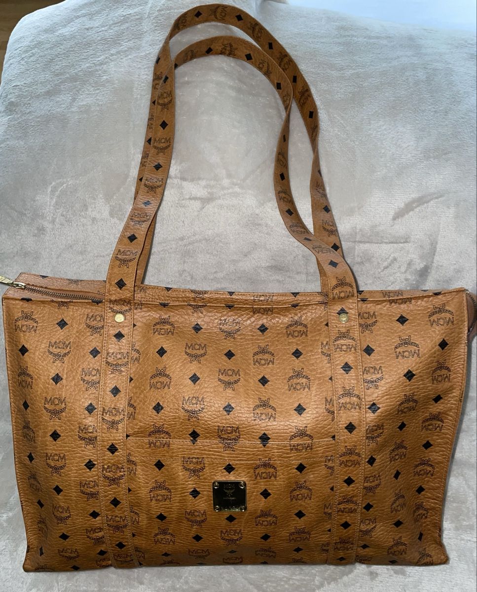 Mcm Borse da donna: MCM Shopper/Weekender Gross – Usato da St. Gallen venduto da Neel-i