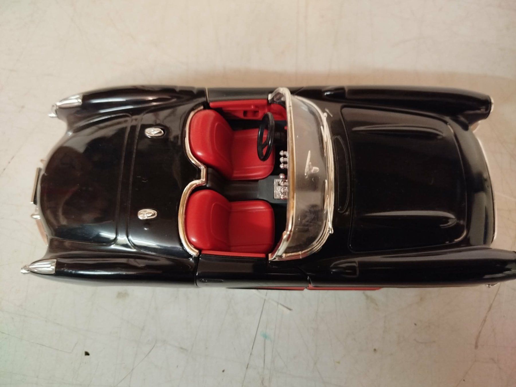 Bburago Modellini d'auto: Chevrolet Corvette  Burago – Usato da La Chaux-de-Fonds venduto da Emmaus2300CDF 3