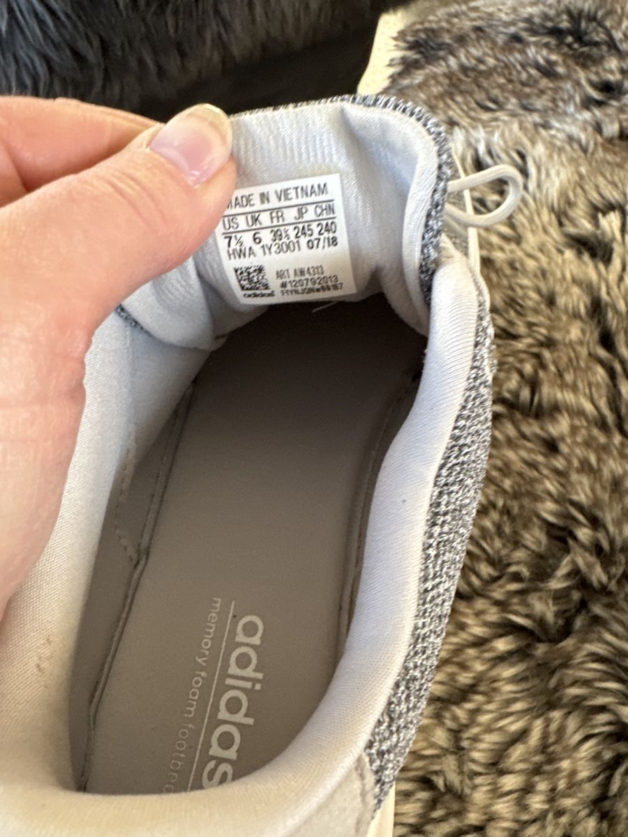 Scarpe da donna: Adidas Cloudfoam Schuhe (39,5) – Usato da Vezia venduto da sidu03 4