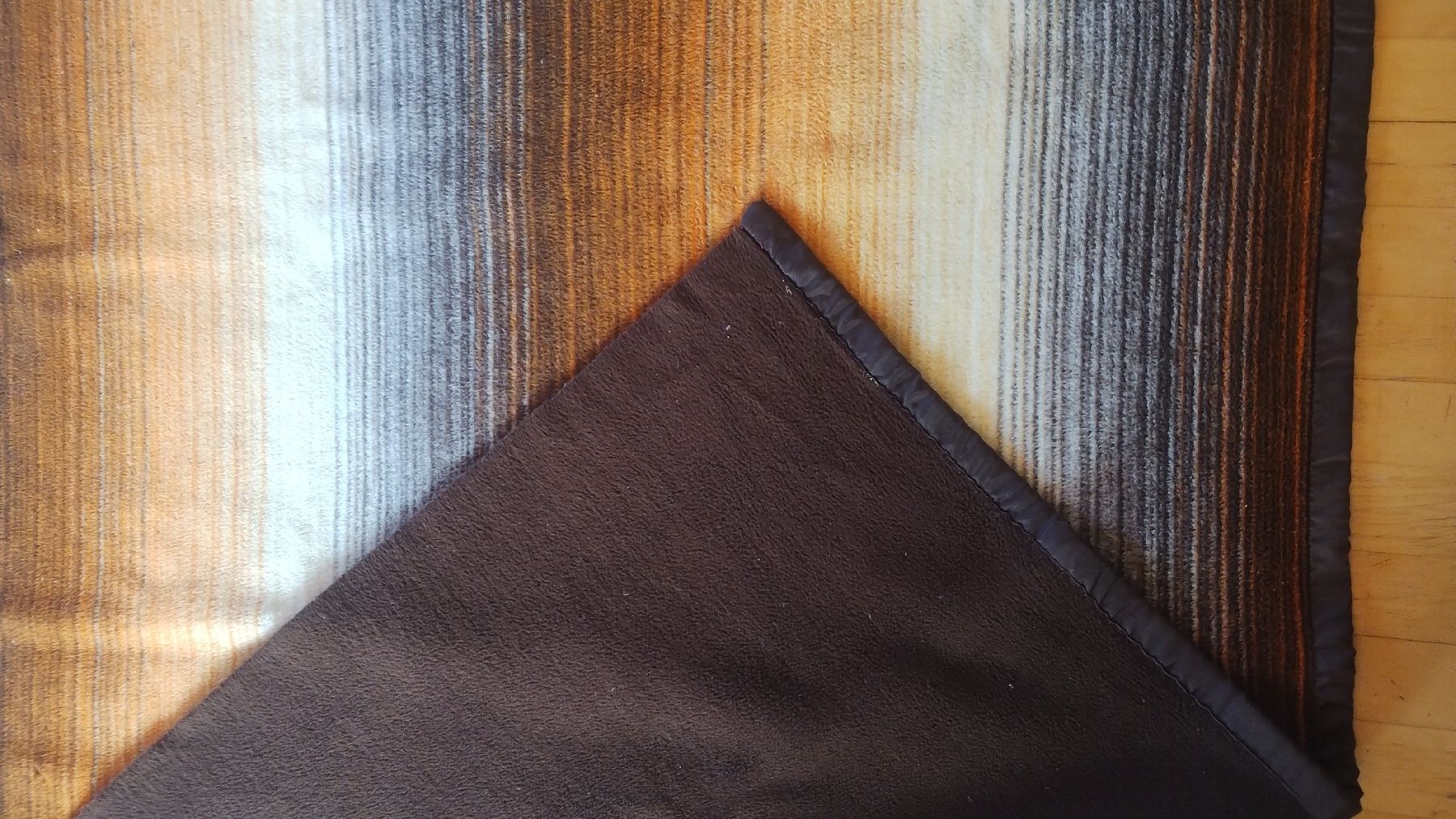 Pfister Coperte: Warme Decke vom  Pfister Wolle – Usato da Schiers venduto da bak007 1