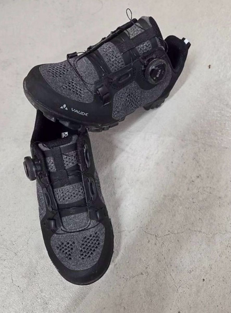 Scarpe da uomo: Vaude Velo Click Schuhe Grösse 36 oder 40 (Preis pro Paar) – Usato da Zürich venduto da janine_stalder