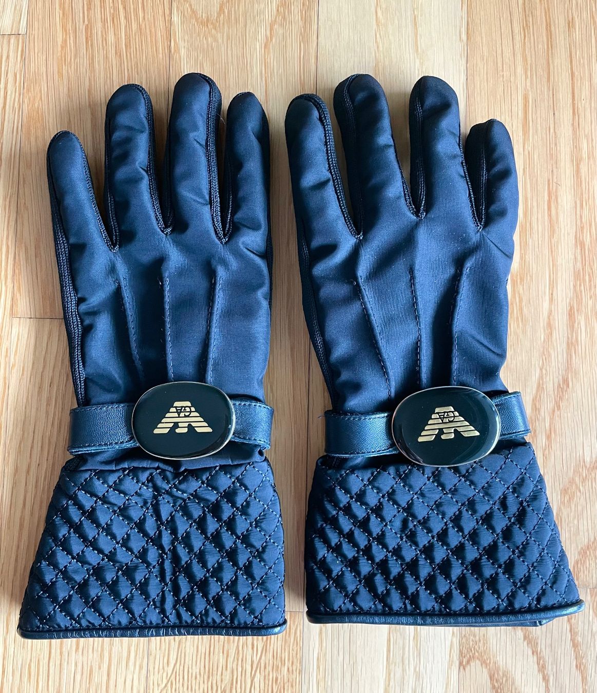 Armani Guanti & manicotti: Handschuhe EMPORIO ARMANI – Usato da Richterswil venduto da IrynaL 1