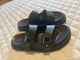 Süsse Gothic Sandalen