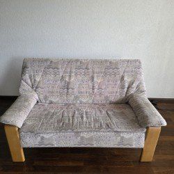 Sofas: Sofa 2-Sitzer – D'occasion à Fulenbach par Nim.Coiffeuse