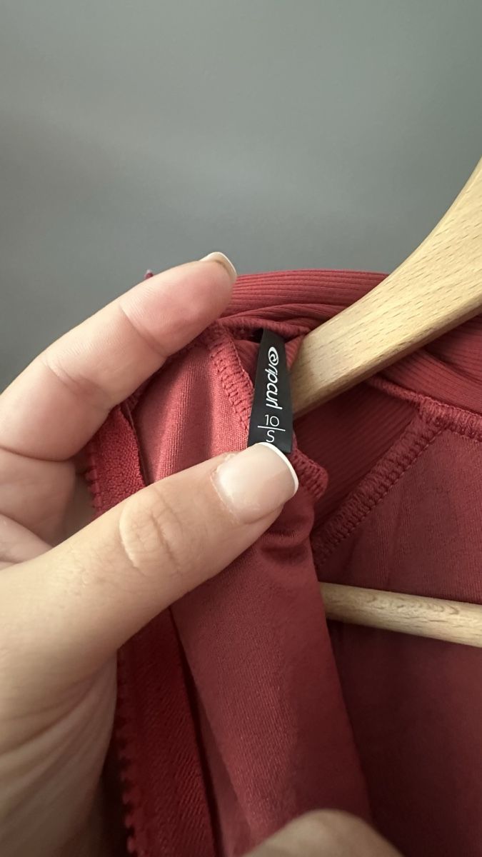Rip Curl Ensembles & Tailleurs: Rip Curl Langarm Surf Suit Damen Bordeaux Gr. S – D'occasion à Winterthur par whatdreamz 3