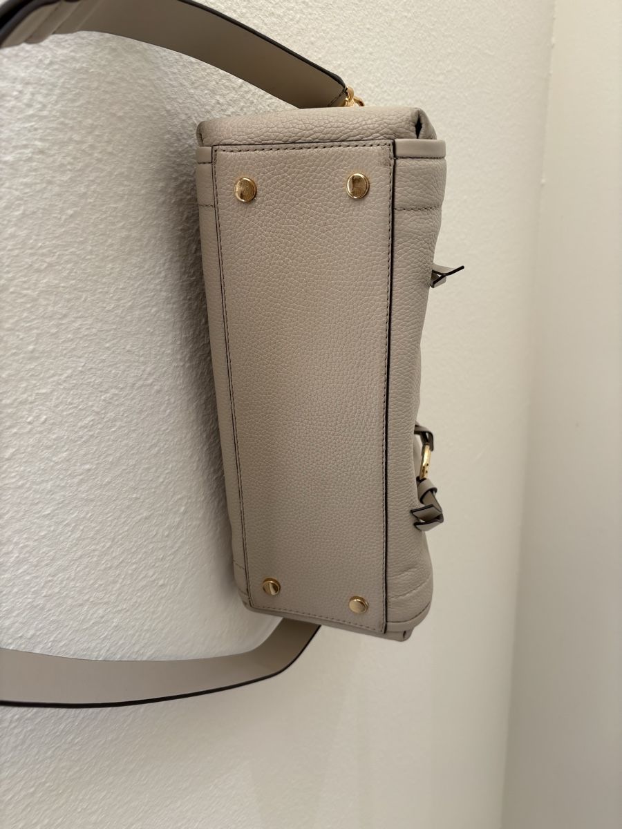 Michael Kors Taschen für Damen: Michael Kors Handtasche beige Leder Damen – Gebraucht aus Zürich von Shoppingqueen98 3
