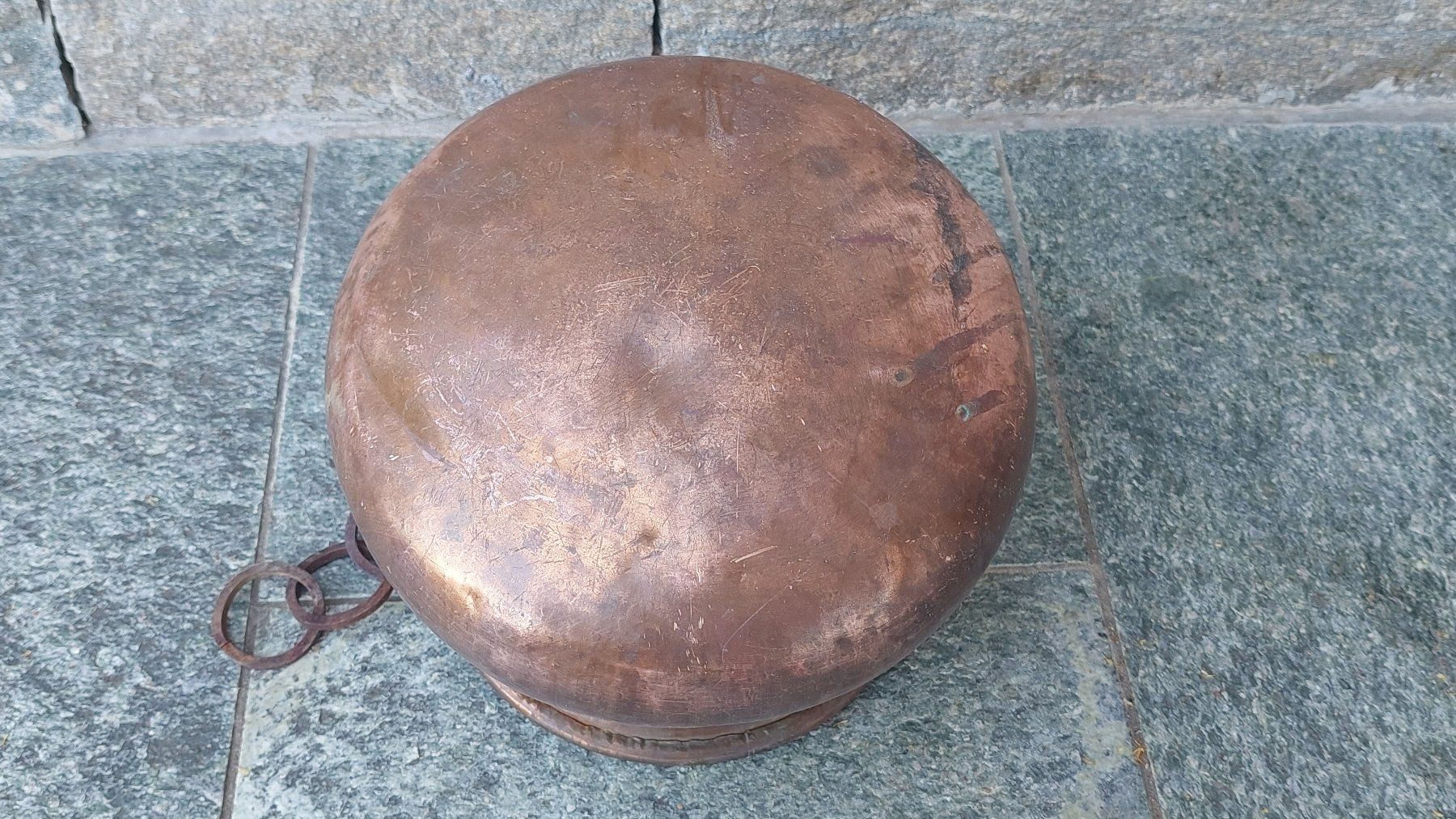 Pentole: Antiker Kupfertopf, Kupferkessel, ca. 27 cm Durchmesser – Usato da Muri b. Bern venduto da Spassholz 3