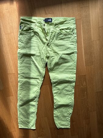Moschino Jeans Hose 31 im sehr guten Zustand