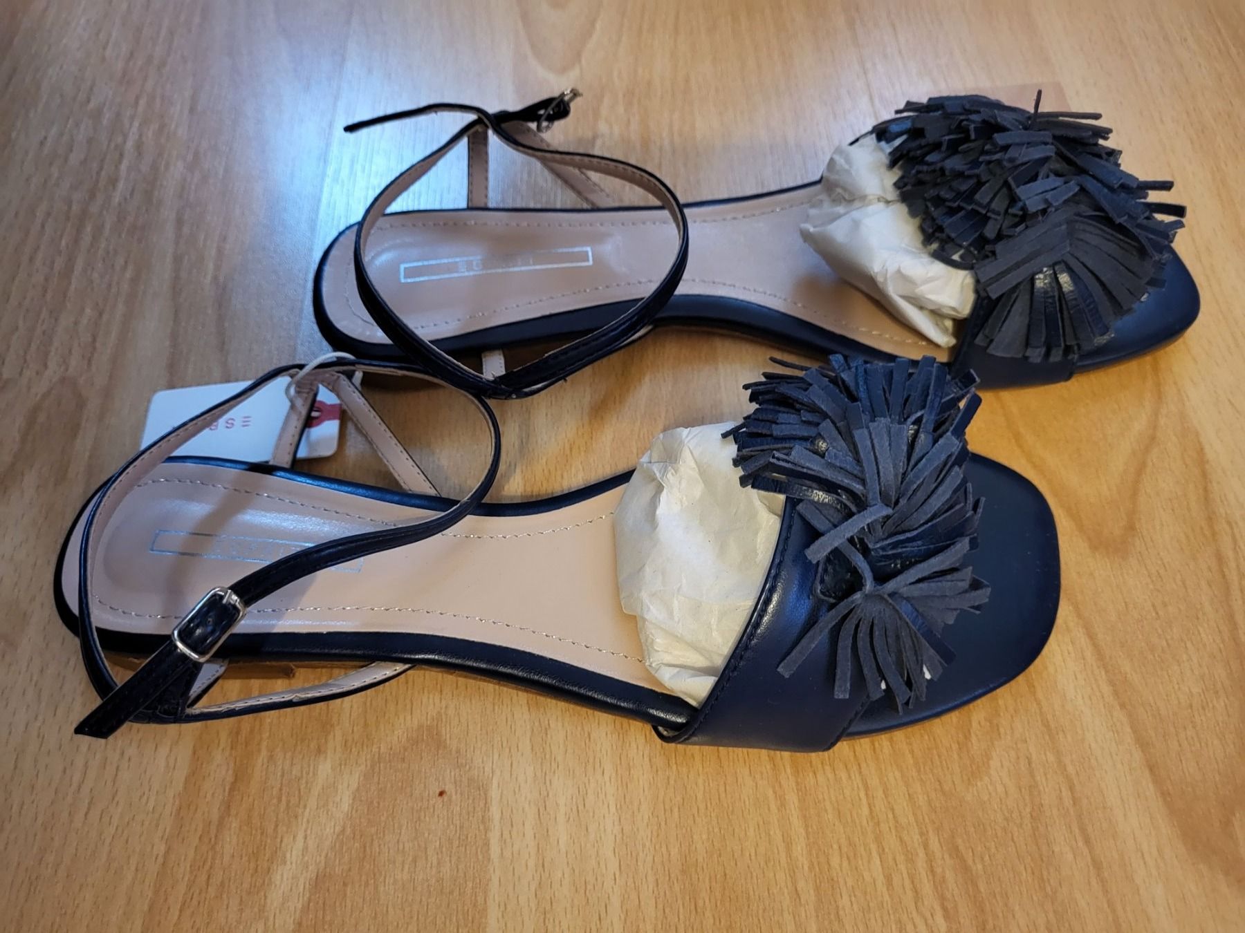Esprit Damenschuhe: Neue Ledersandalen von Esprit, navy – Neu und originalverpackt aus Basel von jma_vh95 3