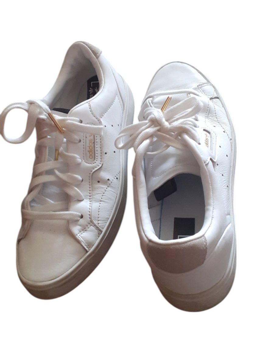 Adidas Scarpe da donna: Sneakers Vintage Adidas – Usato da Mörschwil venduto da wunderkiste44 4