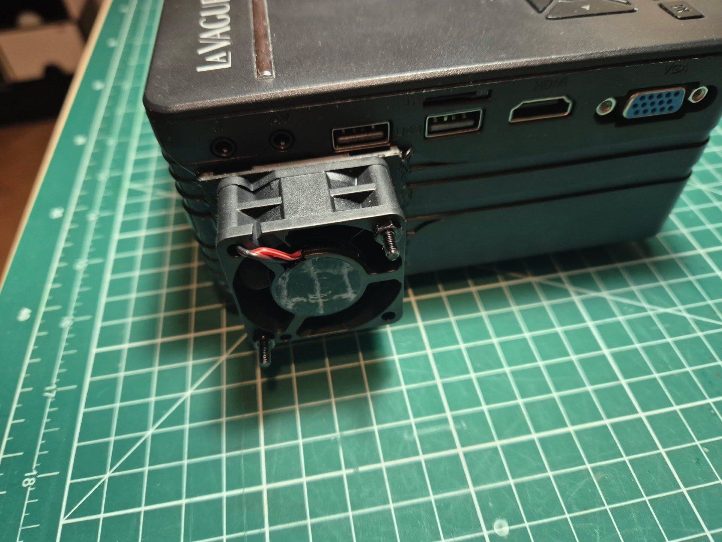 Proiettori: La Vague LV-HD200 (custom cooling) – Usato da Zürich venduto da pio_gb5z 3