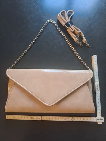 Borsa a tracolla Volum beige con catena usato buono. 