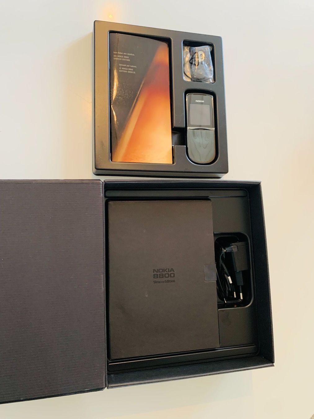 Nokia Telefoni cellulari / Smartphones: NOKIA 8800 SIROCCO DARK – Usato da Walterswil SO venduto da Migu21 1