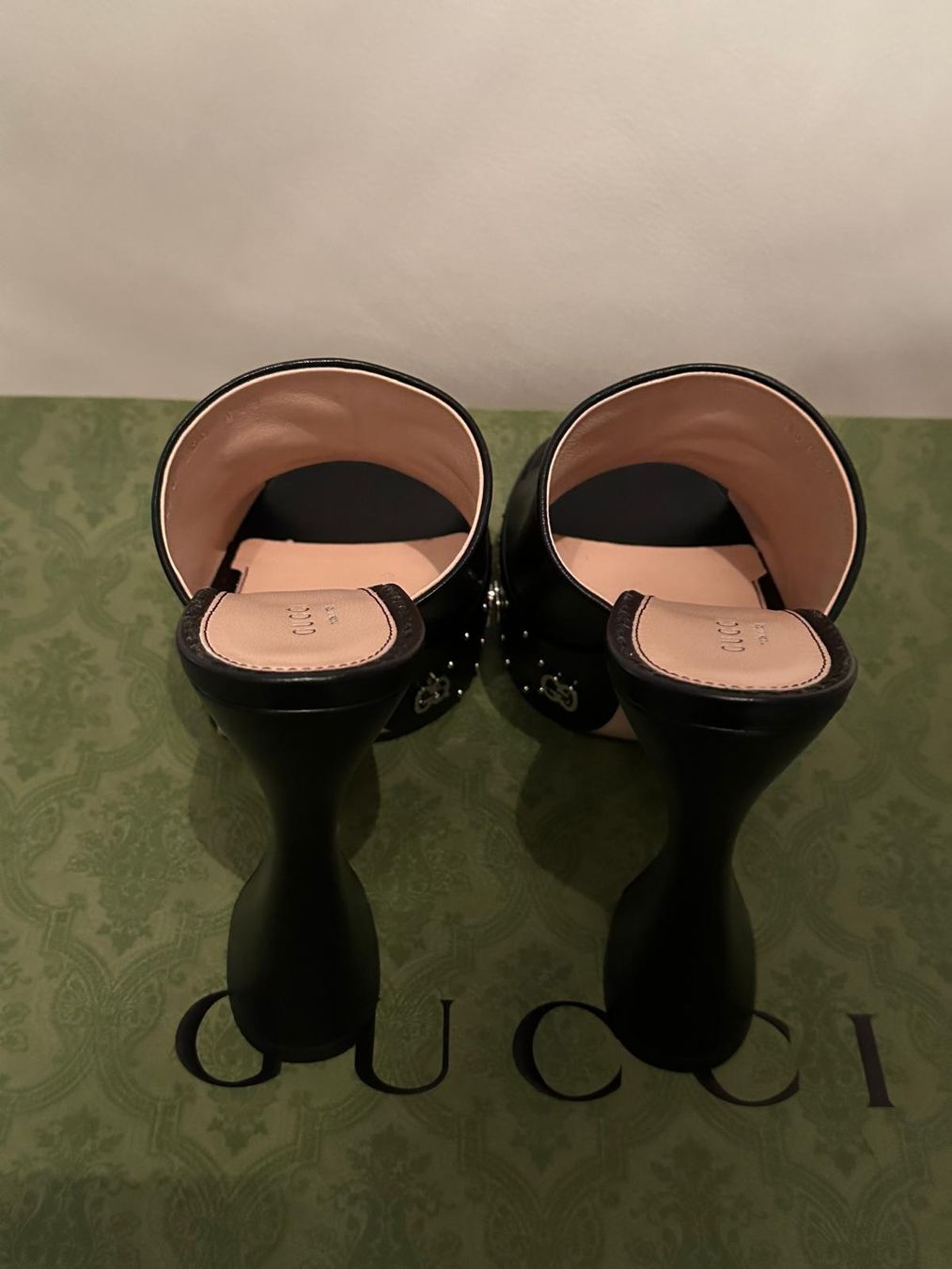 Gucci Scarpe da donna: Mules Gucci – Nuovo e nell'imballaggio originale da Genève venduto da Cinely 3