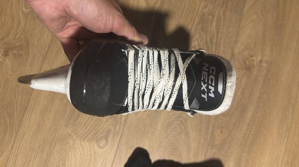 Herrenschuhe: CCM Next Gr. 40.5  – Gebraucht aus Ipsach von Guge02 2