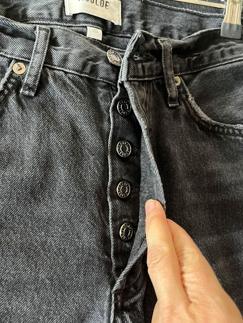 Agolde Jeans: Agolde Jeans Gr. 26 distressend – Usato da Neuhausen venduto da Rue_Trouvaille 4