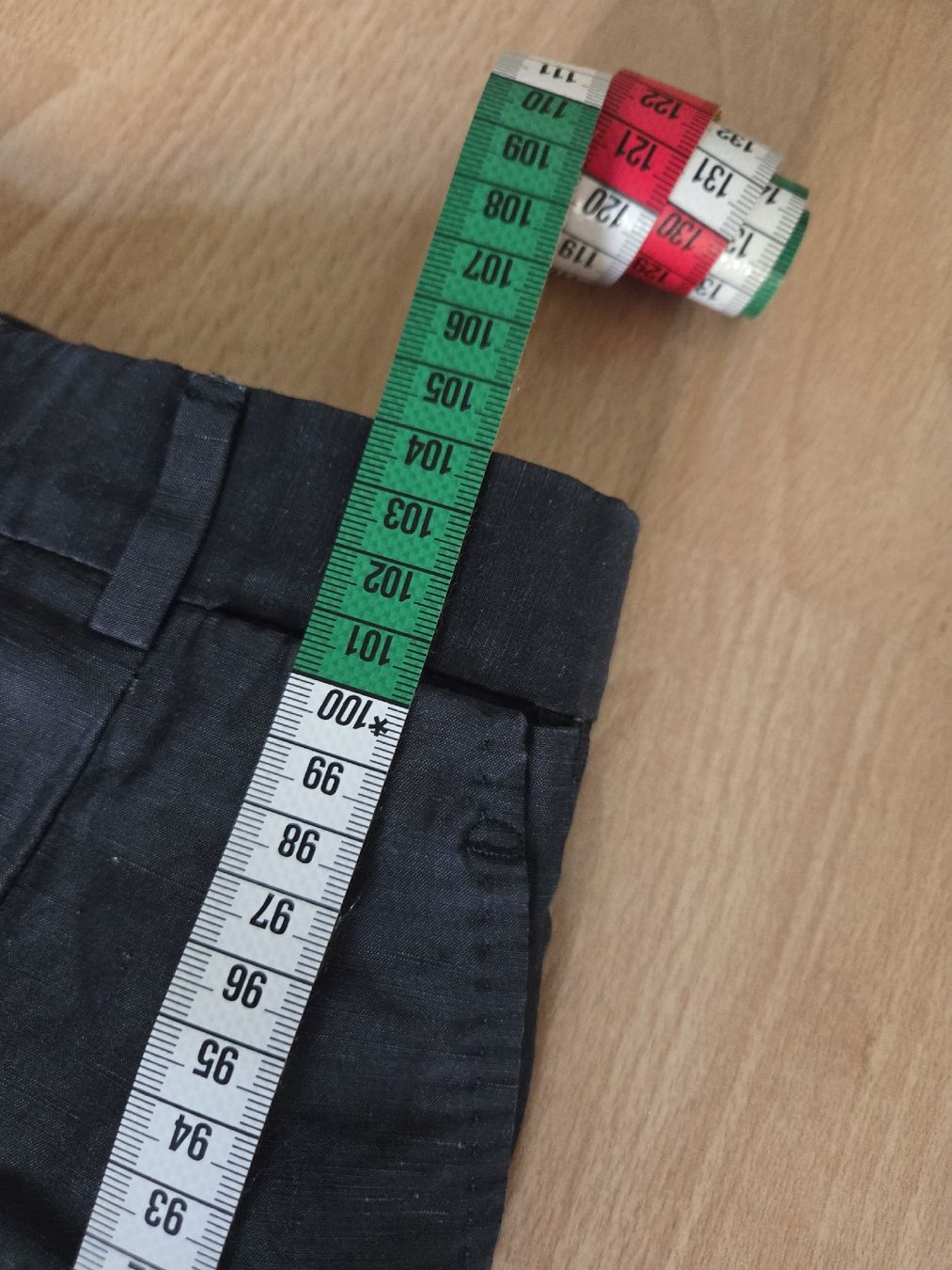 Pantaloni: pantalon Hermès en soie et lin – Usato da Biel/Bienne venduto da Totalkelly 6