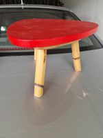 Dreieck Hocker rot Holz Bambus 3 Beine 30cm x 30cm