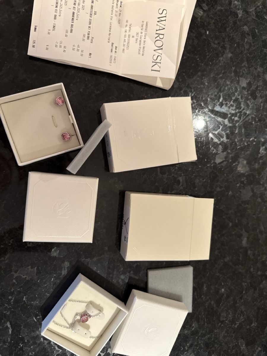 Swarovski Altri gioielli: Swarovski Set – Usato da Lengnau BE venduto da mat_mw9v