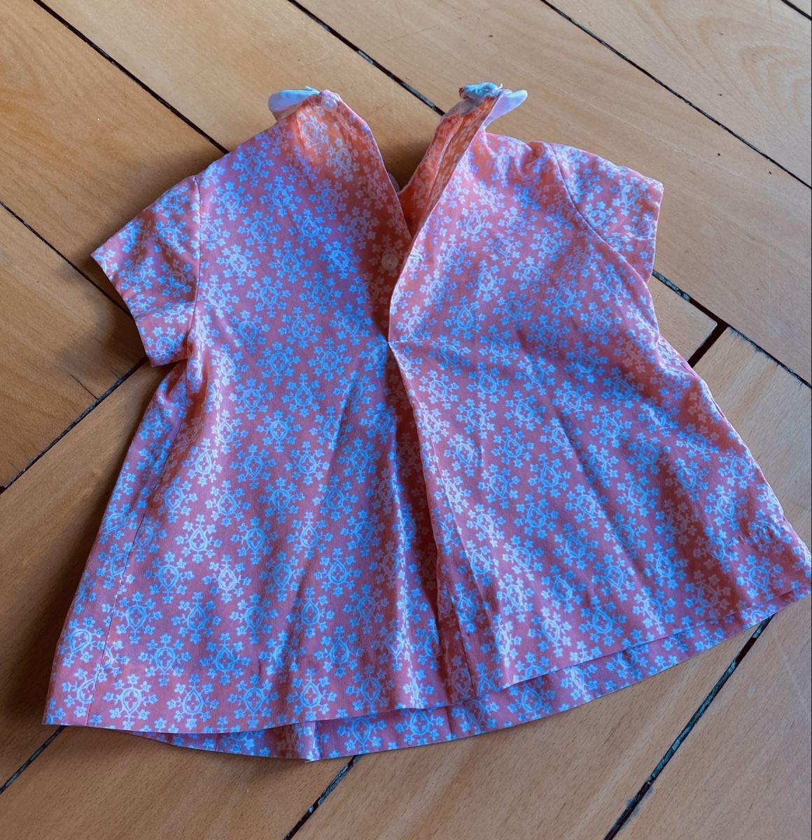 Camicie, Top & T-shirt: Baby-Bluse pink Blumenmuster Kragen – Usato da Zürich venduto da petitedame 1
