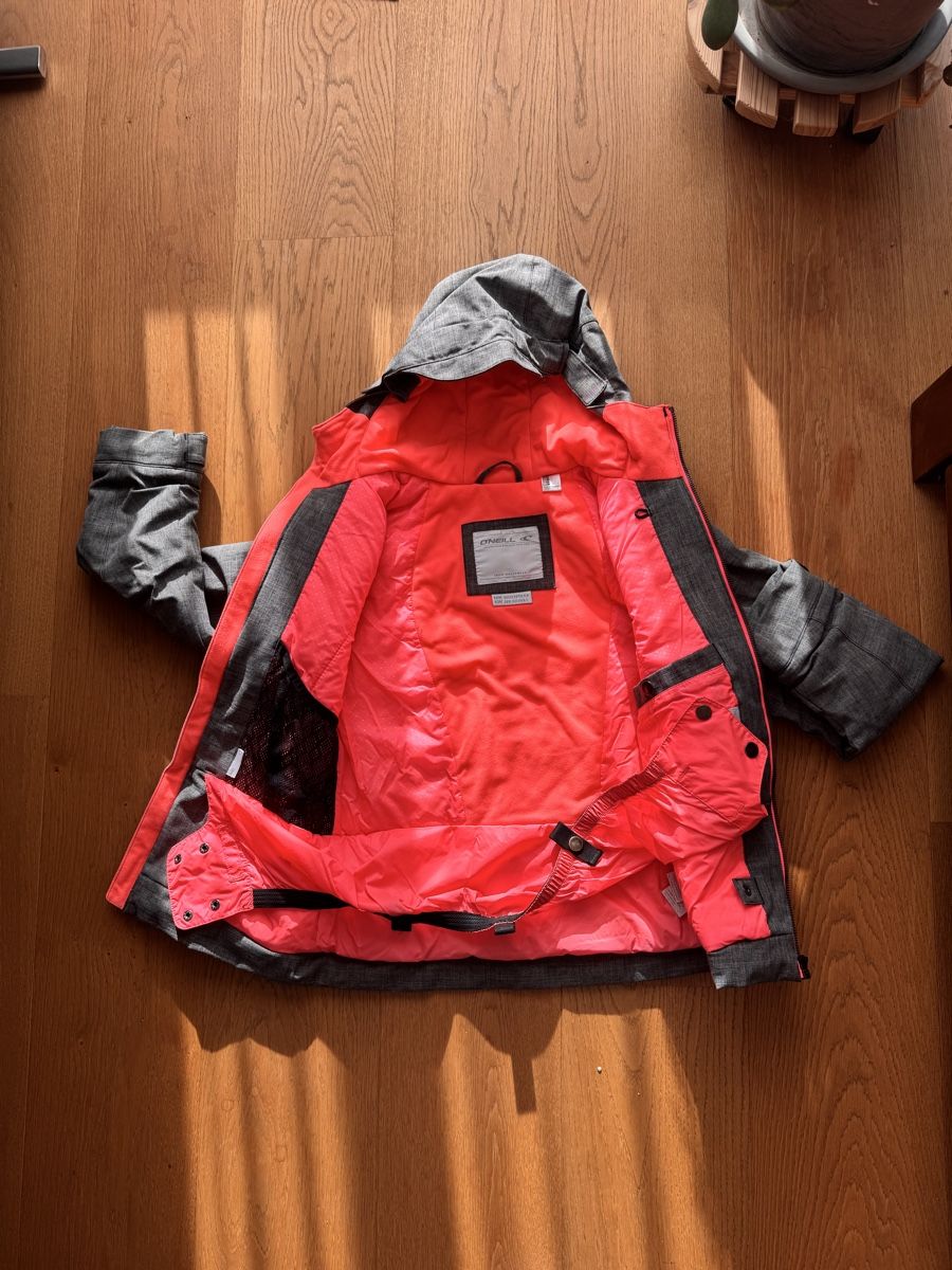 Jacken & Mäntel: Ski Jacke Grösse 140 – Gebraucht aus Volketswil von suendig1 2