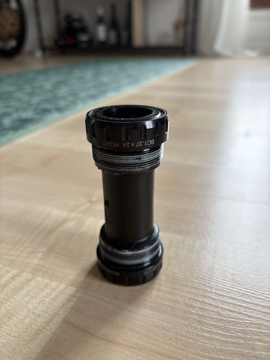 Shimano Pezzi di ricambio: Boîtier pédalier Shimano BB-R9100 – Usato da Corseaux venduto da dow_s6cj 3