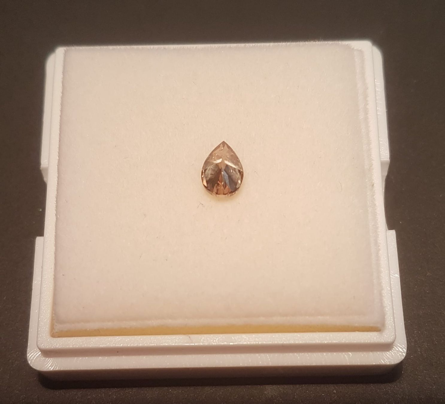 Edelsteine: Diamant BIRNE lebendiges Braun – Neu und originalverpackt aus zuerich von Jewlsdesign 3
