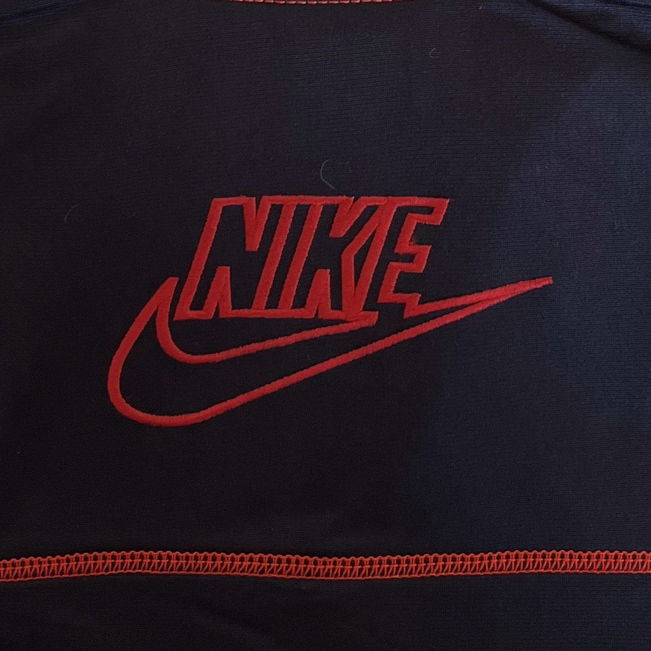 Nike Giacche: Vintage Nike Jacket (L) – Usato da Chamoson venduto da Sapoloshop 2