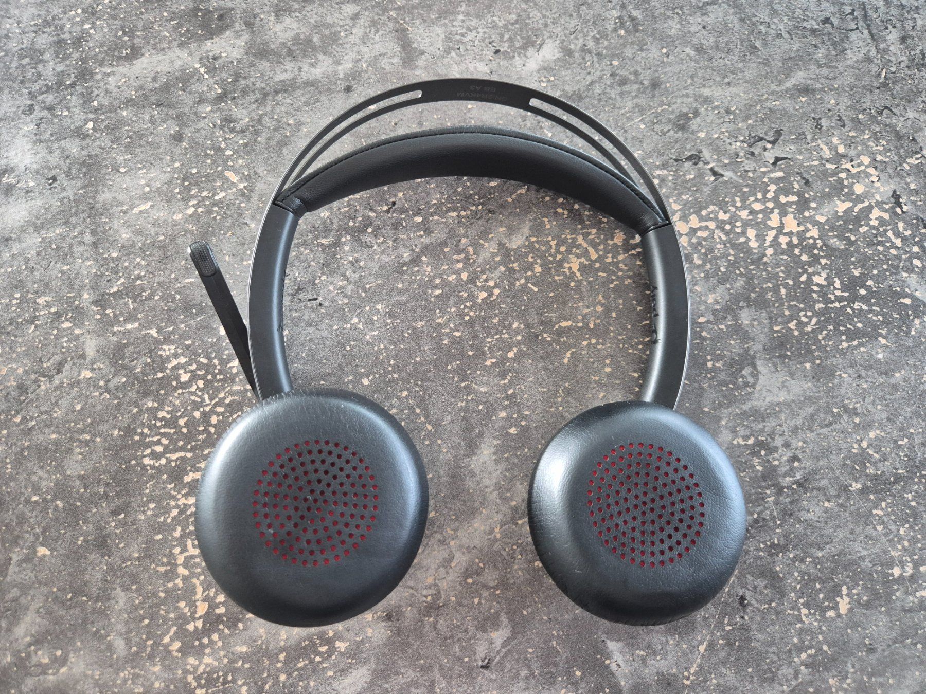 Plantronics Kopfhörer: Poly Voyager Focus 2 Headset – Gebraucht aus Dietikon von NGood 1