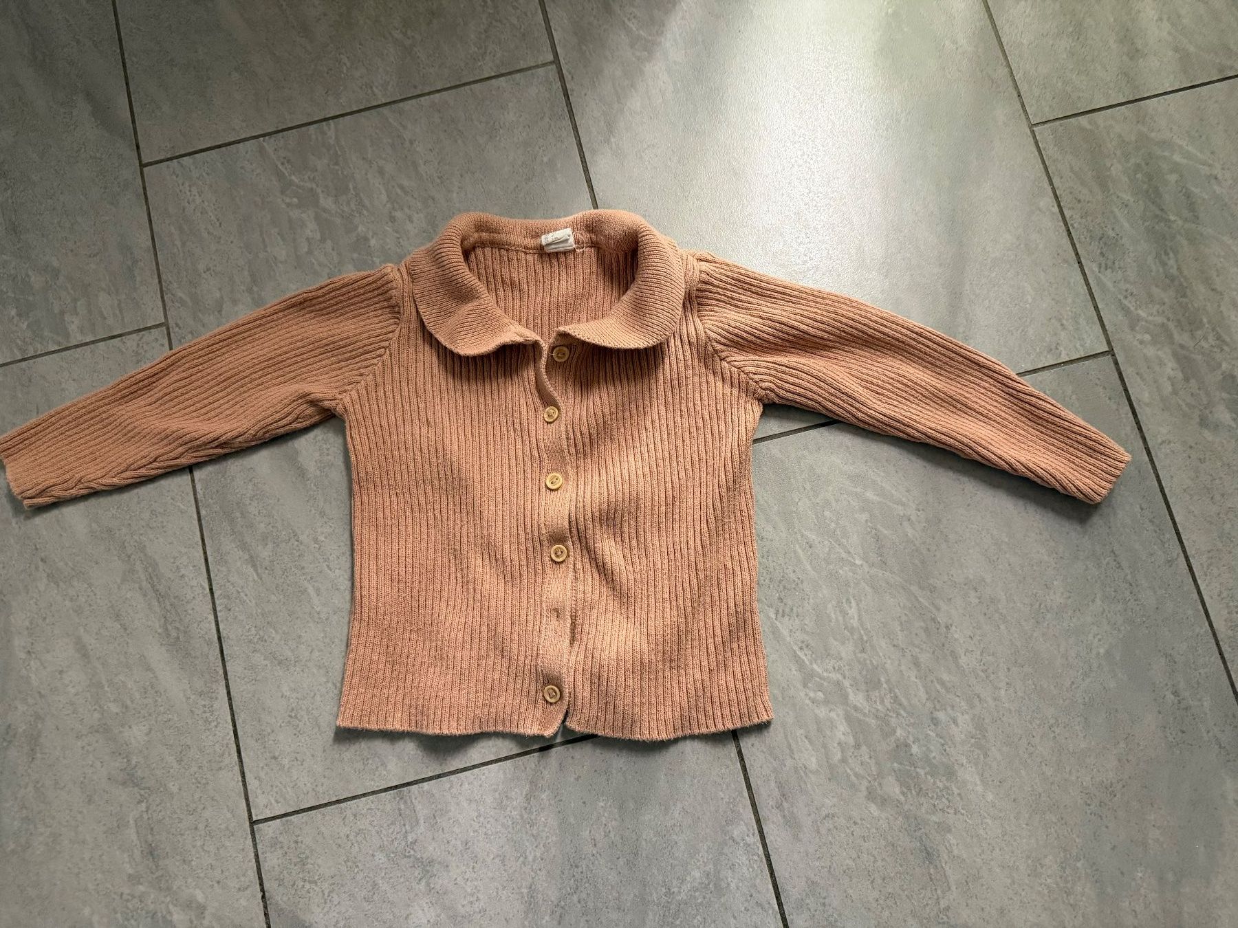 H&M Vestes & Manteaux: Cardigan - Grösse 104 - H&M – D'occasion à Bülach par Loredana13