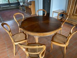 Eleganter Vintage Esstisch (ausziehbar) mit 6 Stühlen