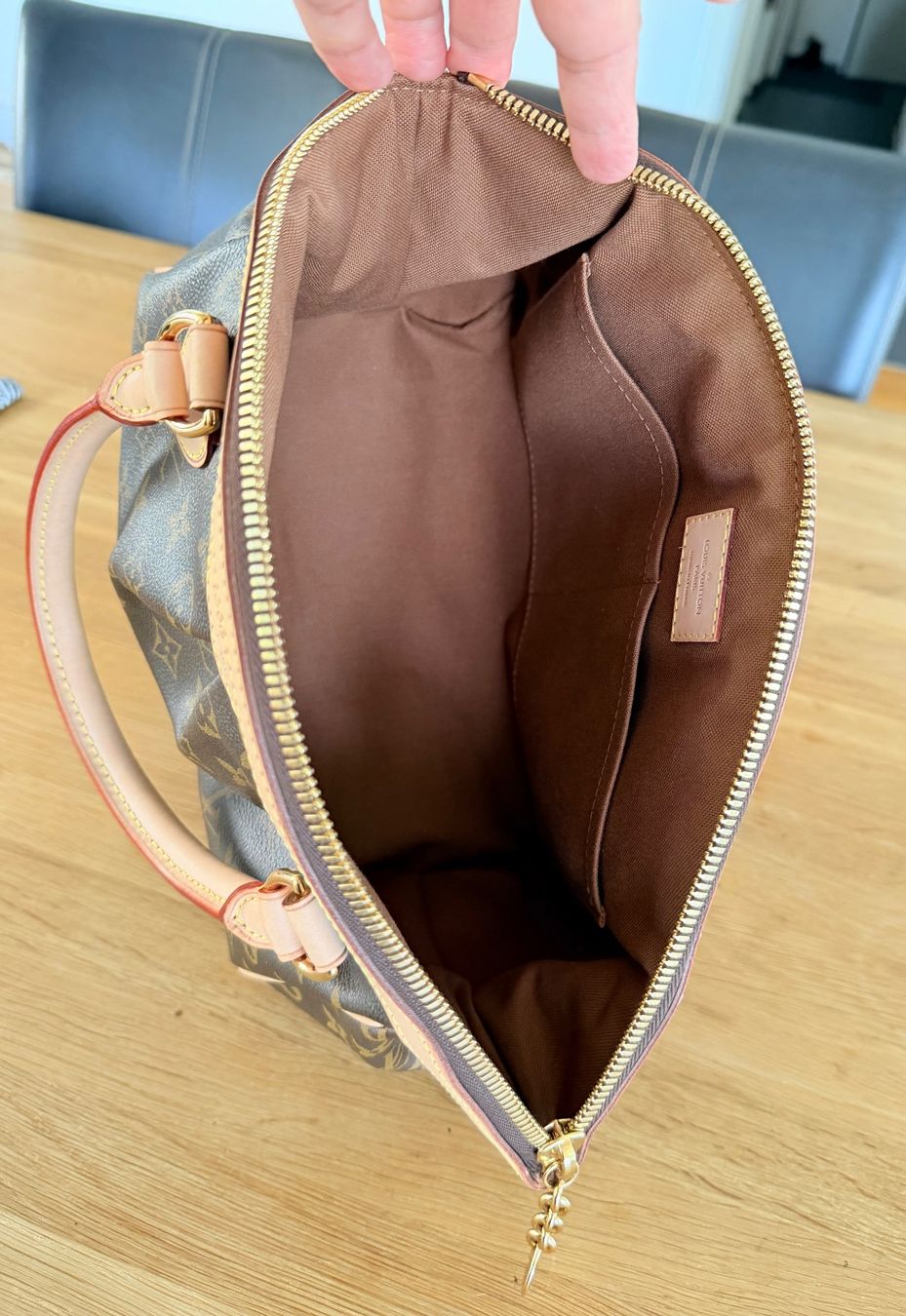Louis Vuitton Borse da donna: Louis Vuitton Tivoli PM – Usato da Reinach AG venduto da BisMad3 8