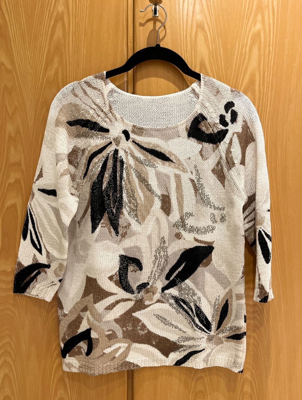 Monari Maglioni & Felpe: MONARI Pullover mit Flower-Print und Strasssteinchen G.34 – Usato da Oberwil BL venduto da DANA_FOX 2