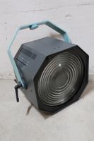 JETZT sofort!  Broncolor Pulso Flooter Fresnel