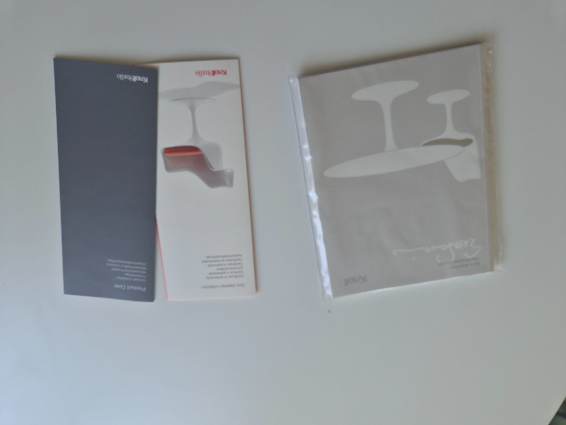 Knoll Tables: Knoll -Saarinen Tulip Tisch – D'occasion à Zürich par Victoria90 1