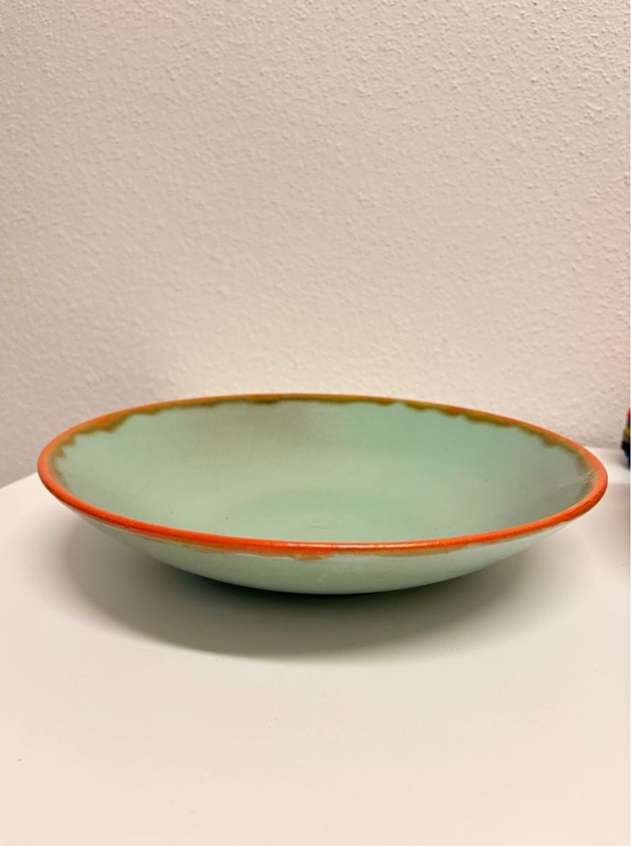 Ciotole: Ceramic Fruit Bowl, Mint w. Orange Rim, Diameter 23cm – Usato da Zürich venduto da rosyyy 1