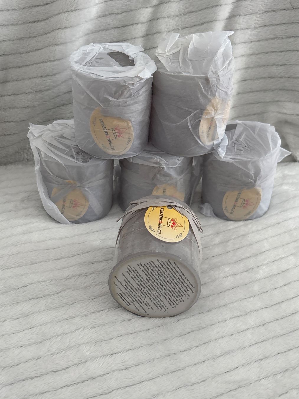 Candele: 6 wunderschöne graue Kerzen 8x7cm – Nuovo e nell'imballaggio originale da Oberegg venduto da MR-shop 1