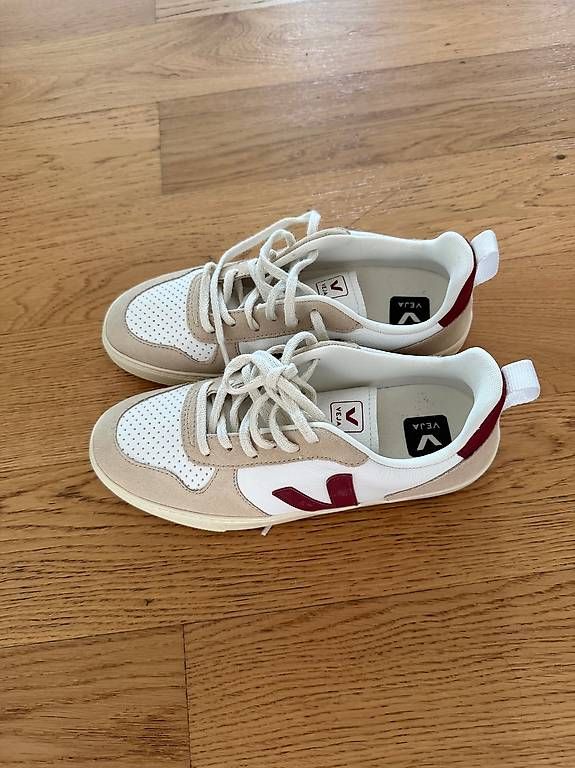 Scarpe da donna: Veja shoes- never worn 39! – Usato da Wallisellen venduto da Marij1986